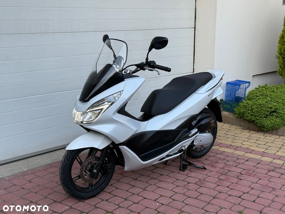 Honda PCX - 1