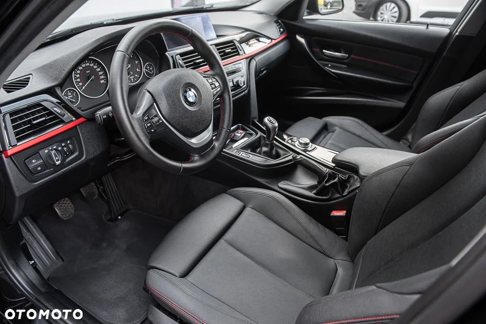 BMW Seria 3 318d Sport Line - 15