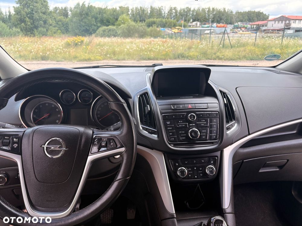 Opel Zafira 1.4 T Enjoy - 11