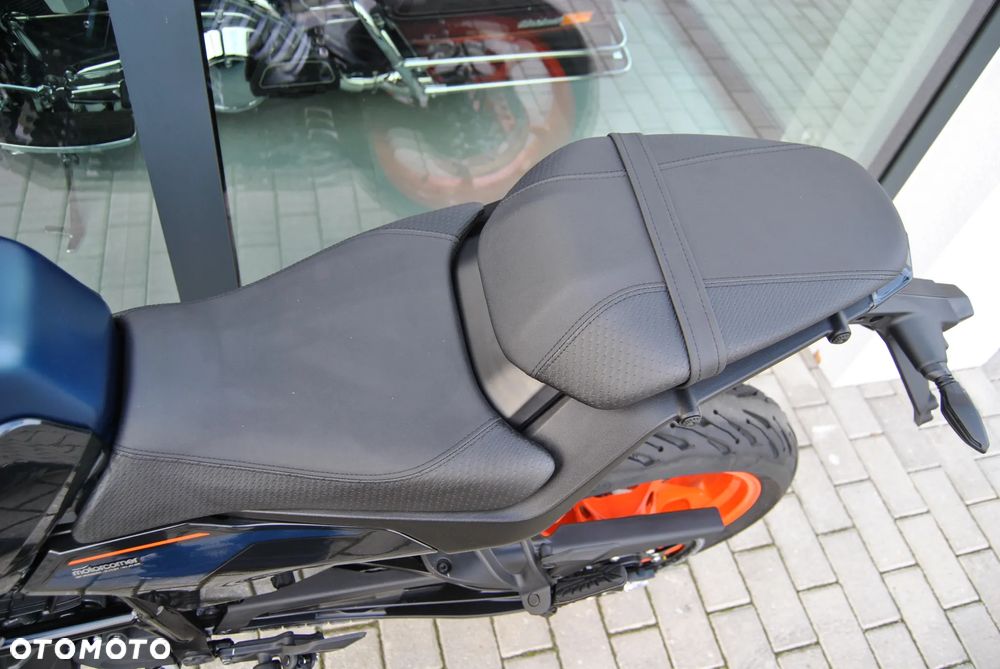 KTM Duke - 21