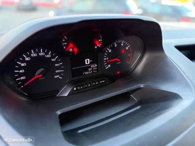 Peugeot PARTNER 1.5 HDI IVA DEDUTIVEL - 11