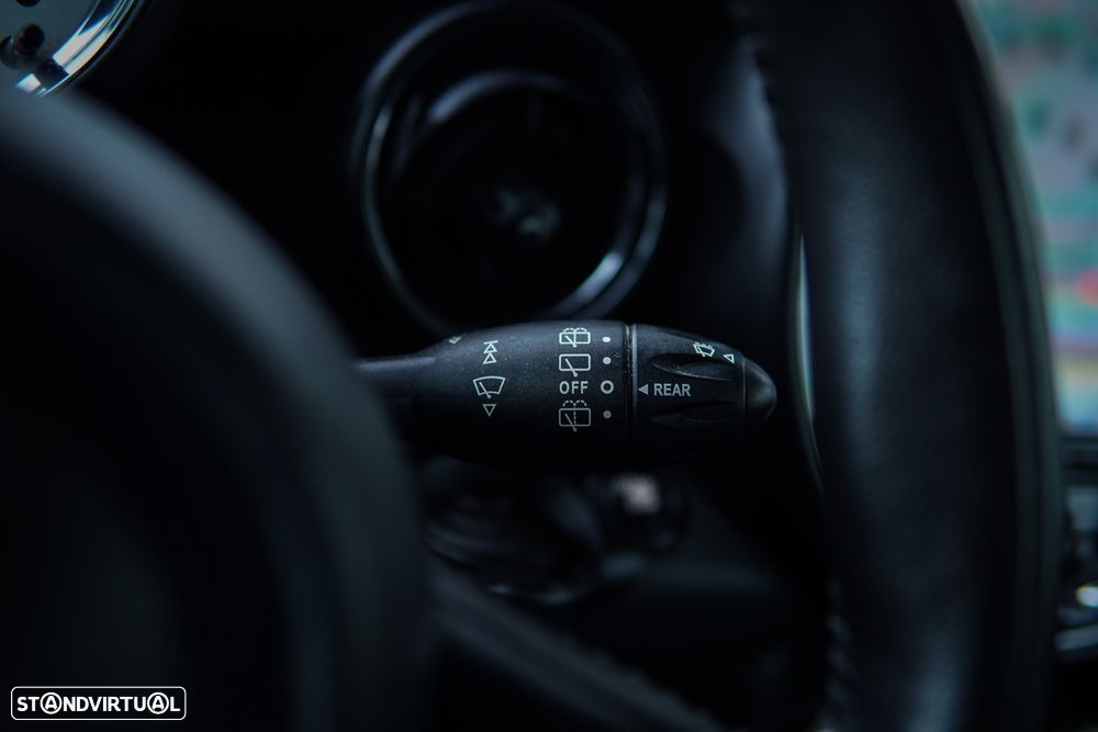 MINI 3 Portas Cooper D - 38