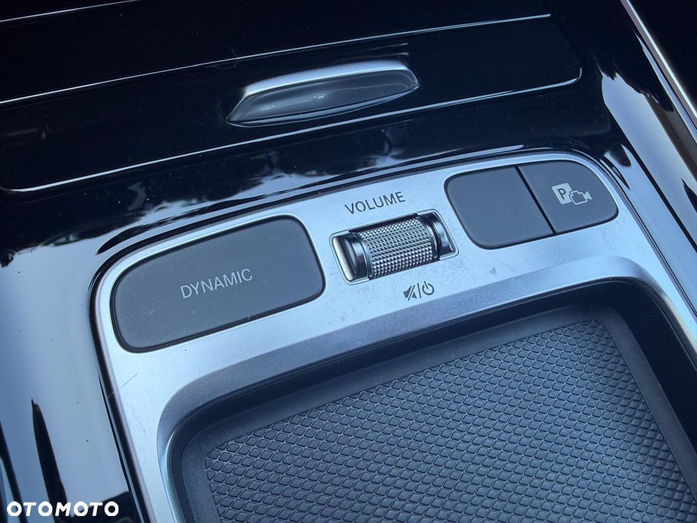 Mercedes-Benz GLA 200 mHEV AMG Line 7G-DCT - 25