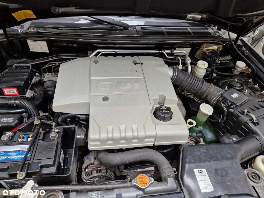 Mitsubishi Pajero Pinin - 5