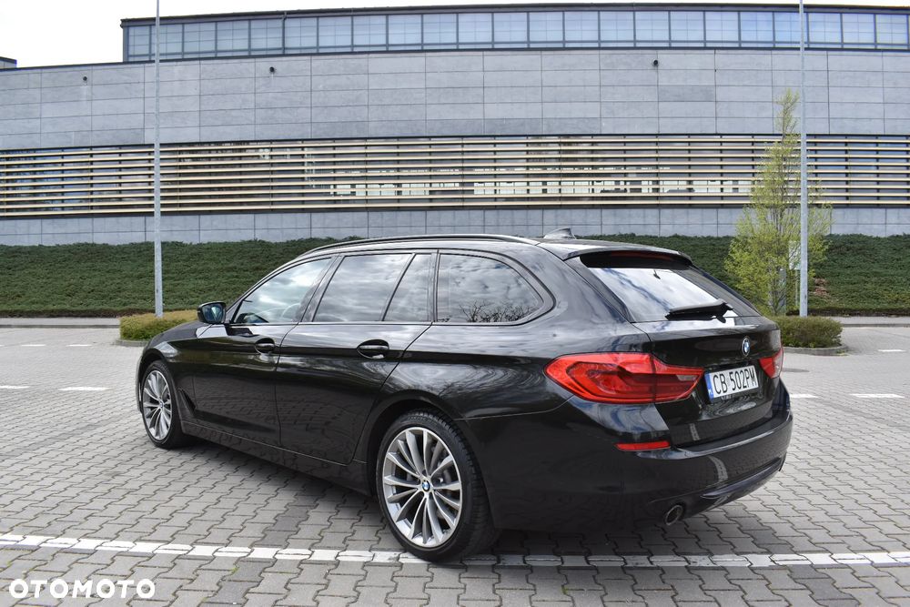 BMW Seria 5 518d Sport Line sport - 4