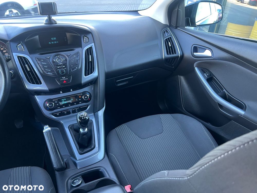 Ford Focus - 19