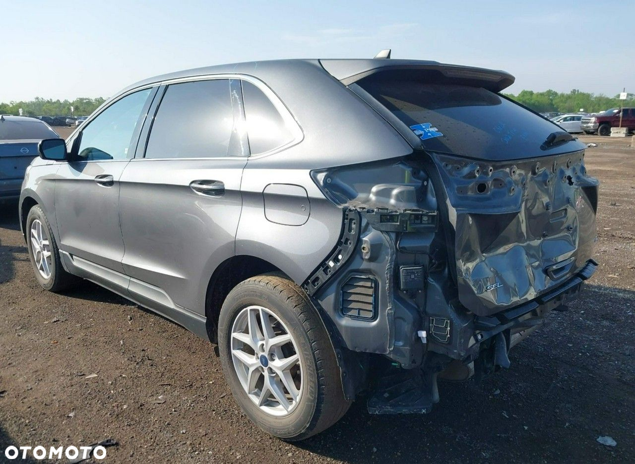 Ford Edge - 5