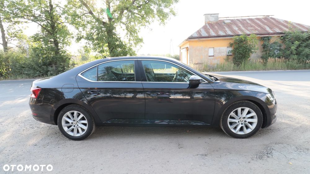 Skoda Superb 1.5 TSI ACT Style - 9