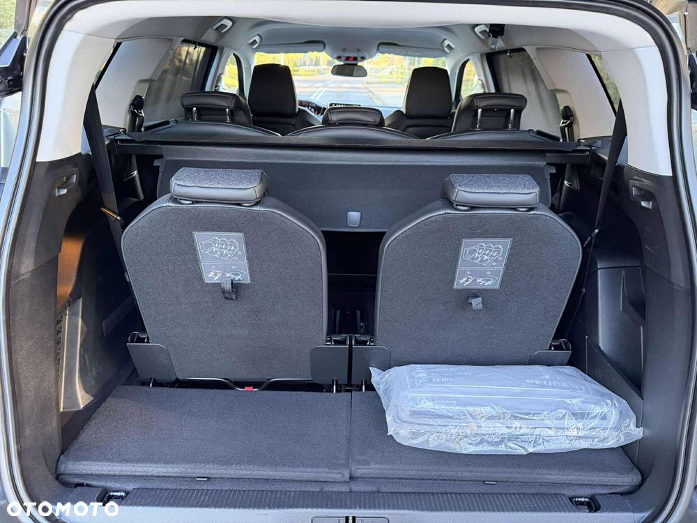 Peugeot 5008 1.5 BlueHDi Allure S&S - 18