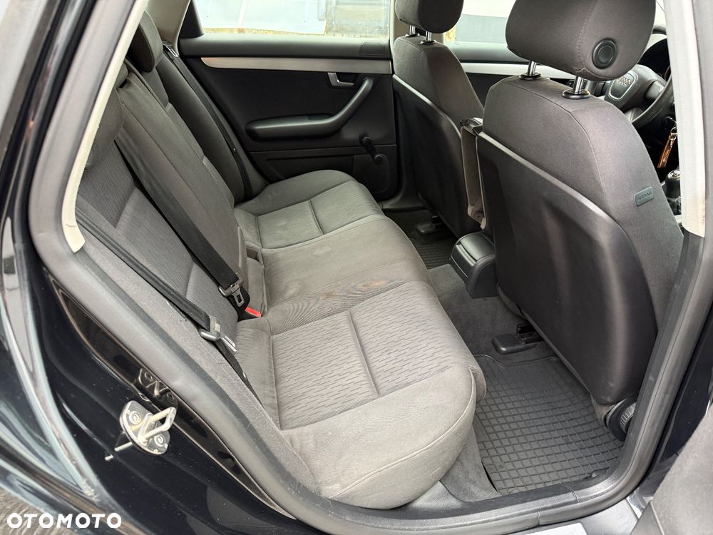 Audi A4 Avant 2.0 TDI - 24