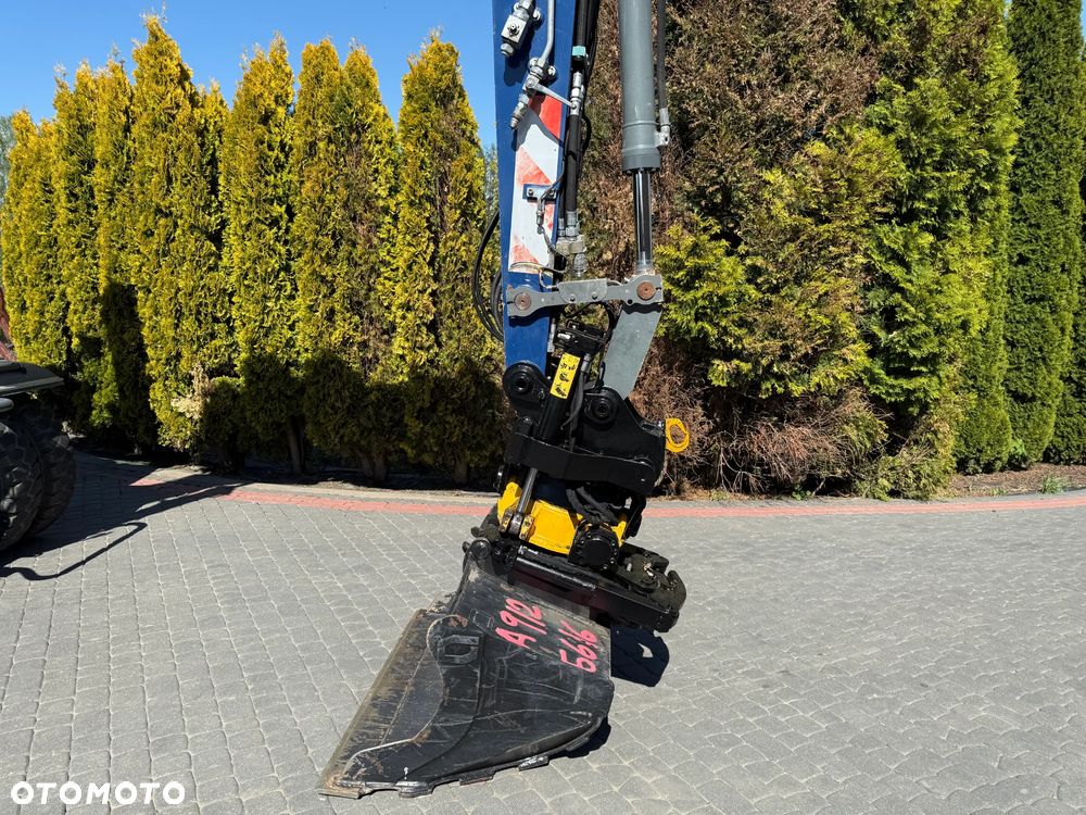 Liebherr 912 Rototilt + Szczypce - 15
