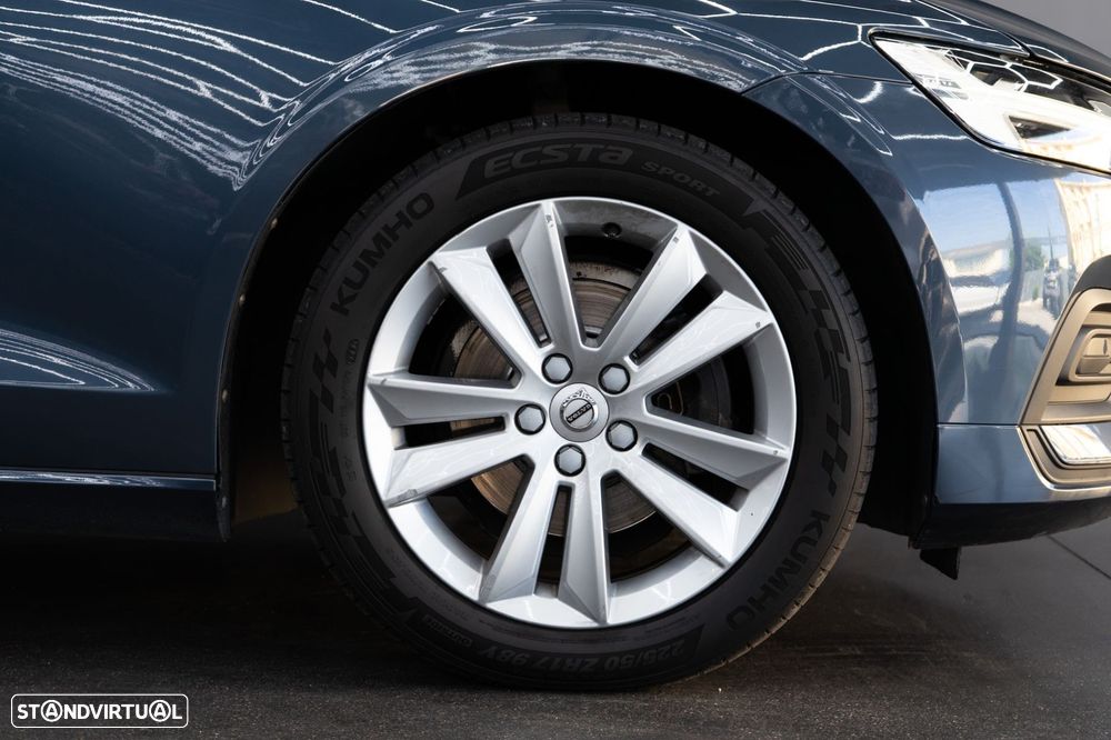 Volvo V60 2.0 D3 Momentum - 12