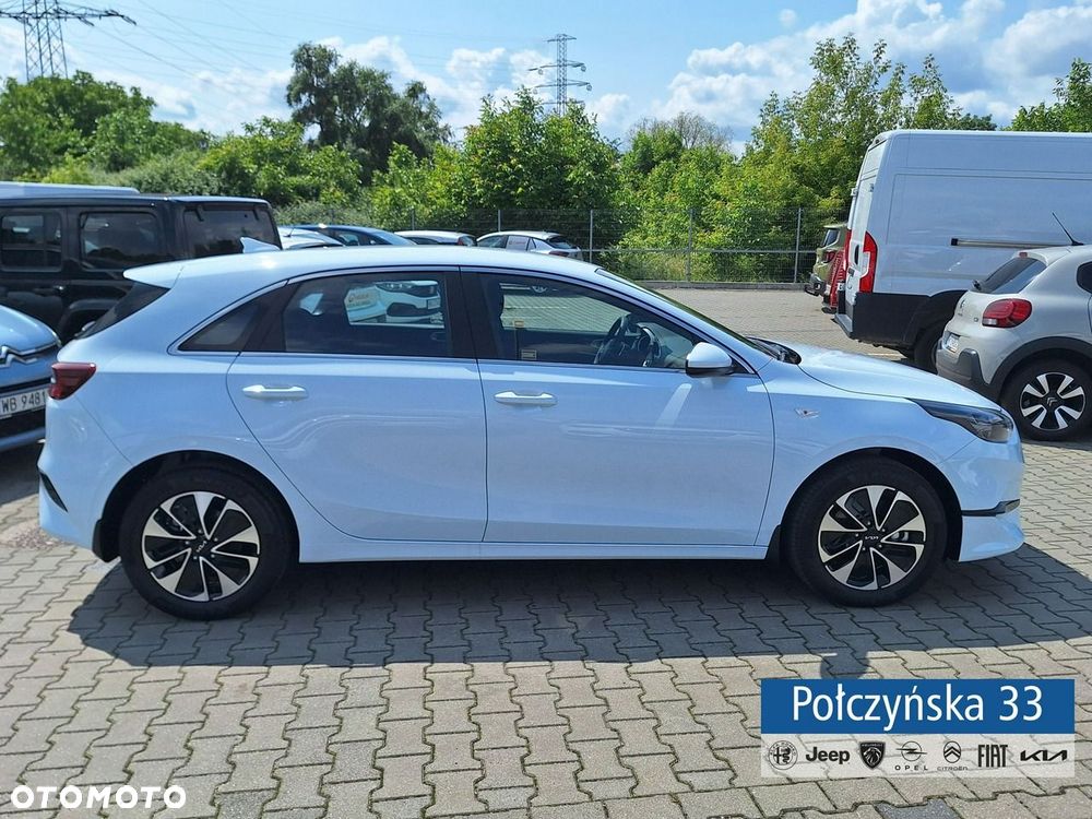 Kia Ceed - 4