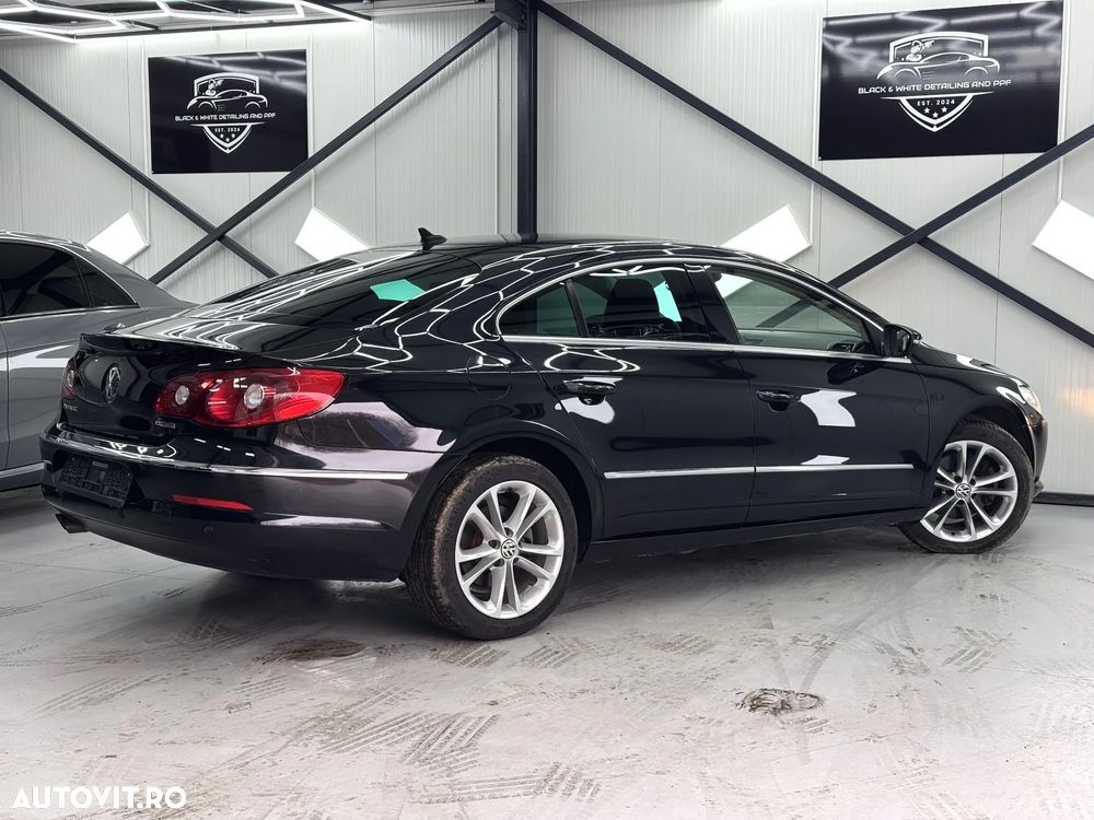 Volkswagen Passat CC 2.0 Blue TDI - 11