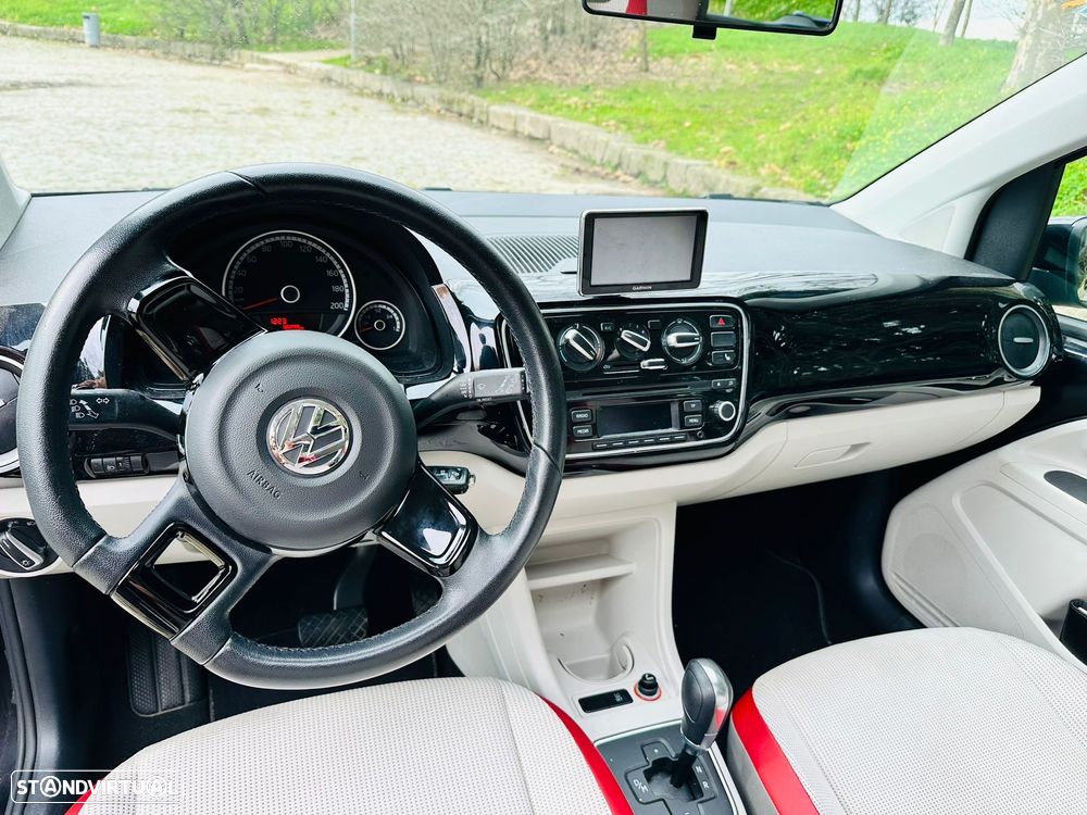 VW Up! 1.0 High Auto - 13
