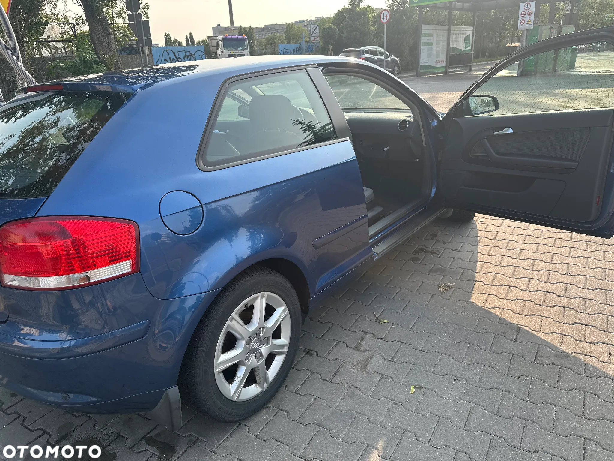 Audi A3 1.6 Ambiente - 3
