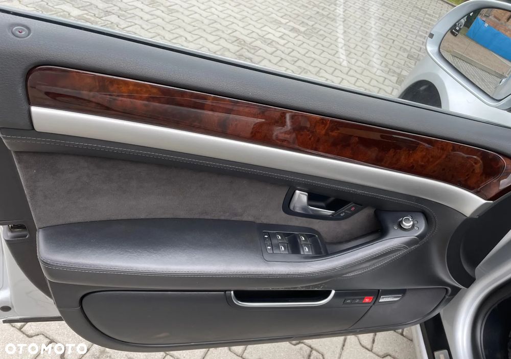 Audi A8 3.0 TDI L Quattro - 23
