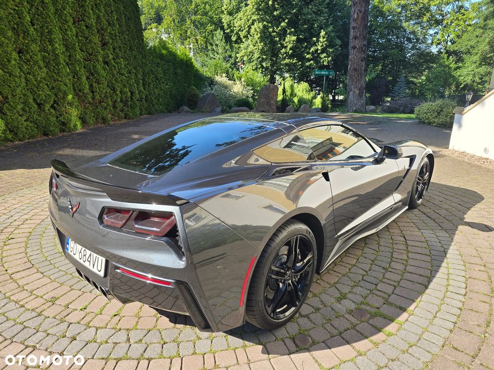 Chevrolet Corvette - 5
