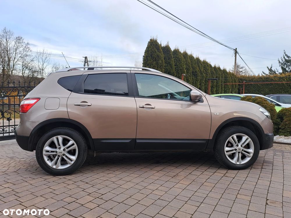 Nissan Qashqai 2.0 Tekna CVT - 18
