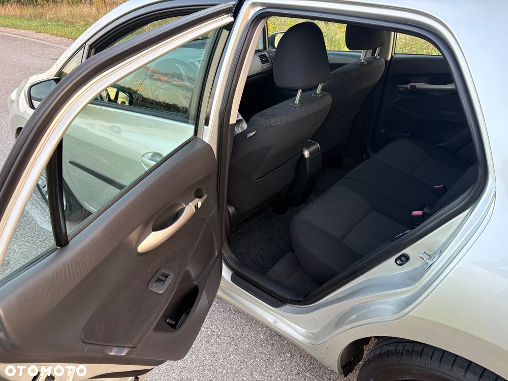 Toyota Auris 1.6 VVT-i Premium MM - 21