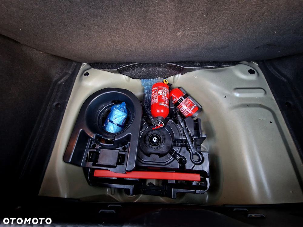 Citroën C3 1.2 PureTech Feel - 28