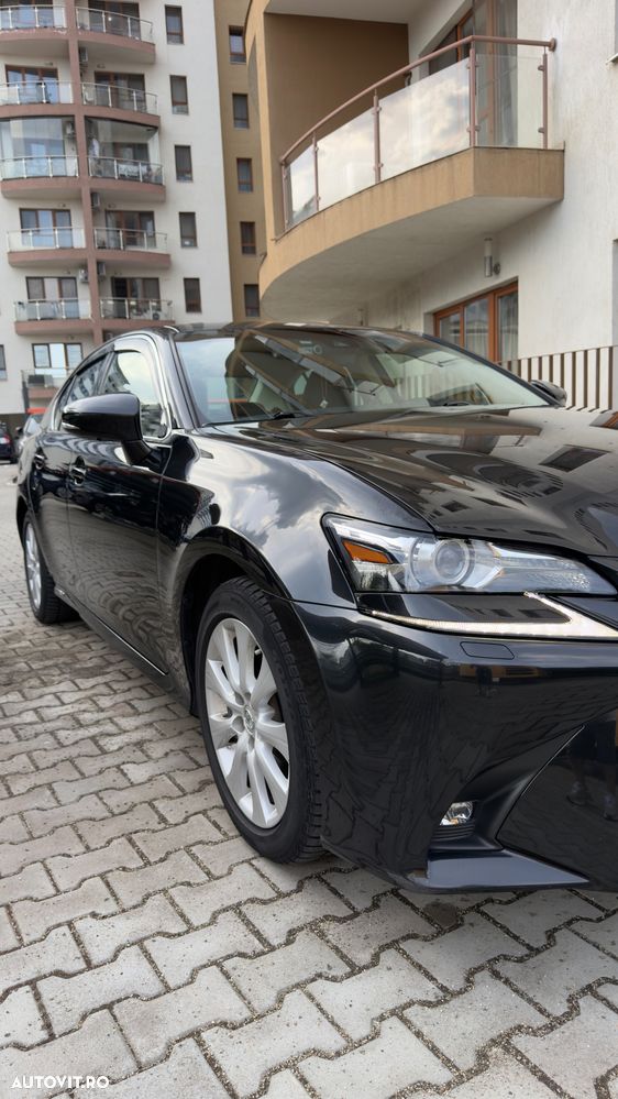 Lexus Seria GS - 11