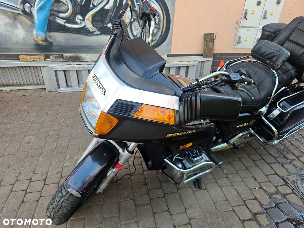 Honda GL - 19