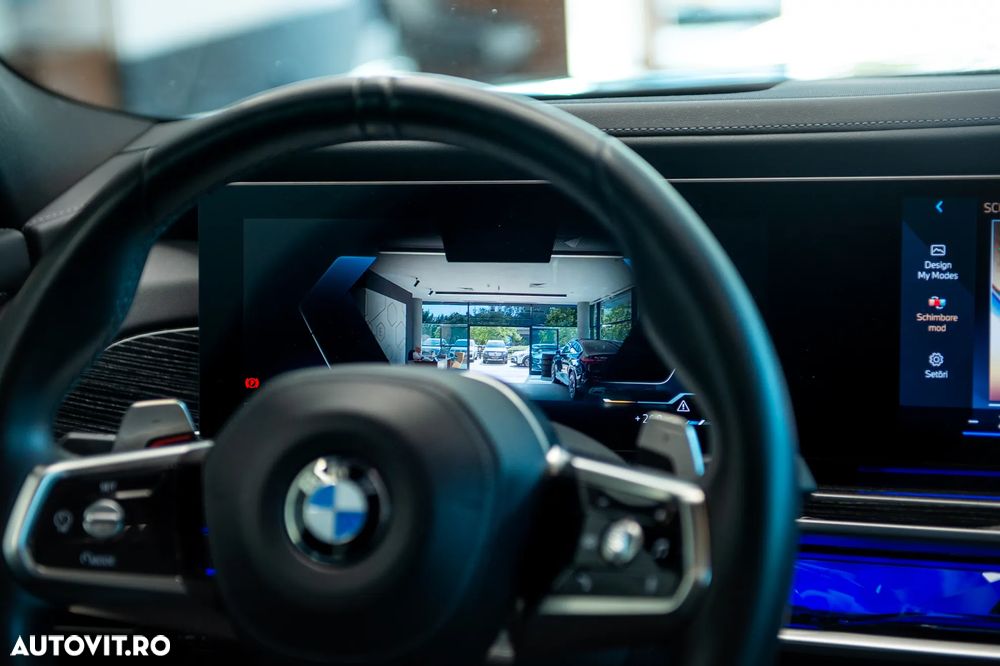 BMW Seria 7 740d xDrive MHEV - 17