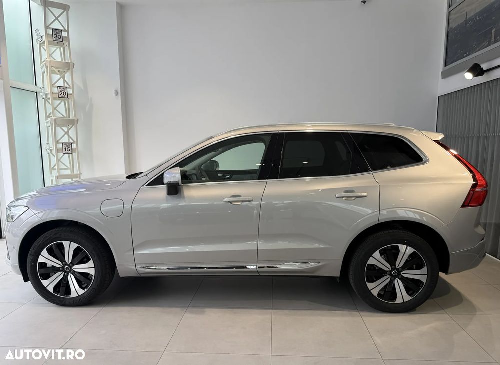 Volvo XC 60 T8 AWD AT PHEV Plus Bright - 3