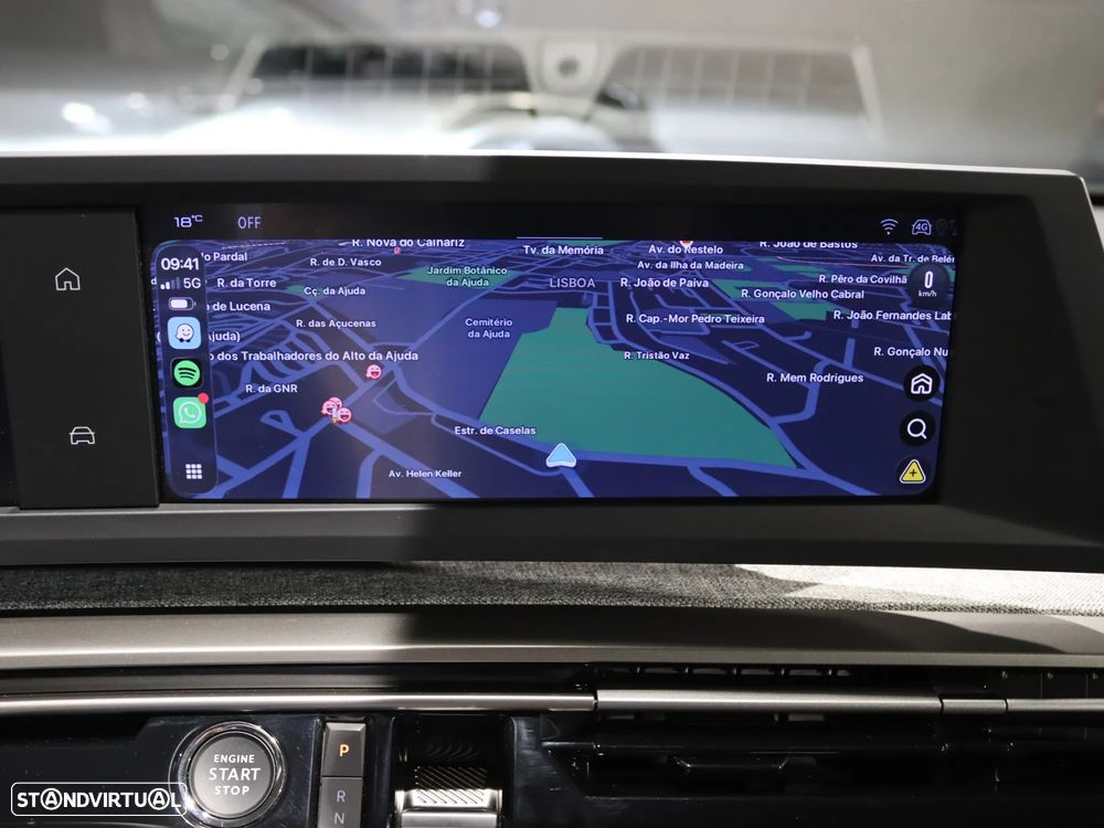 Peugeot 5008 1.2 Hybrid Allure Pack e-DCS6 - 32