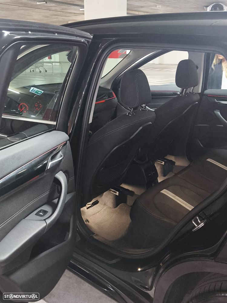 BMW X1 16 d sDrive Line xLine - 6