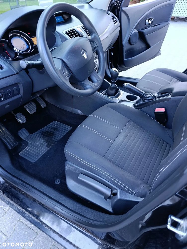 Renault Fluence 1.5 dCi Life EU6 - 13