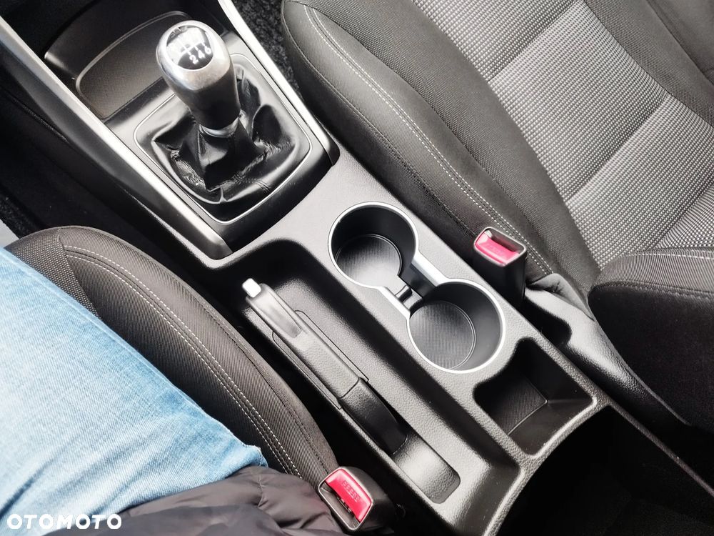 Hyundai i30 blue 1.4 Style - 40