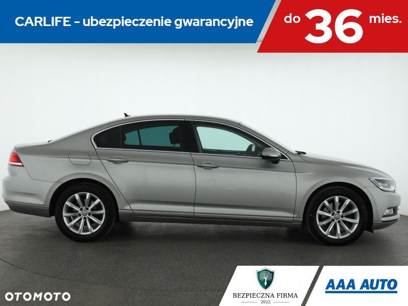 Volkswagen Passat - 7