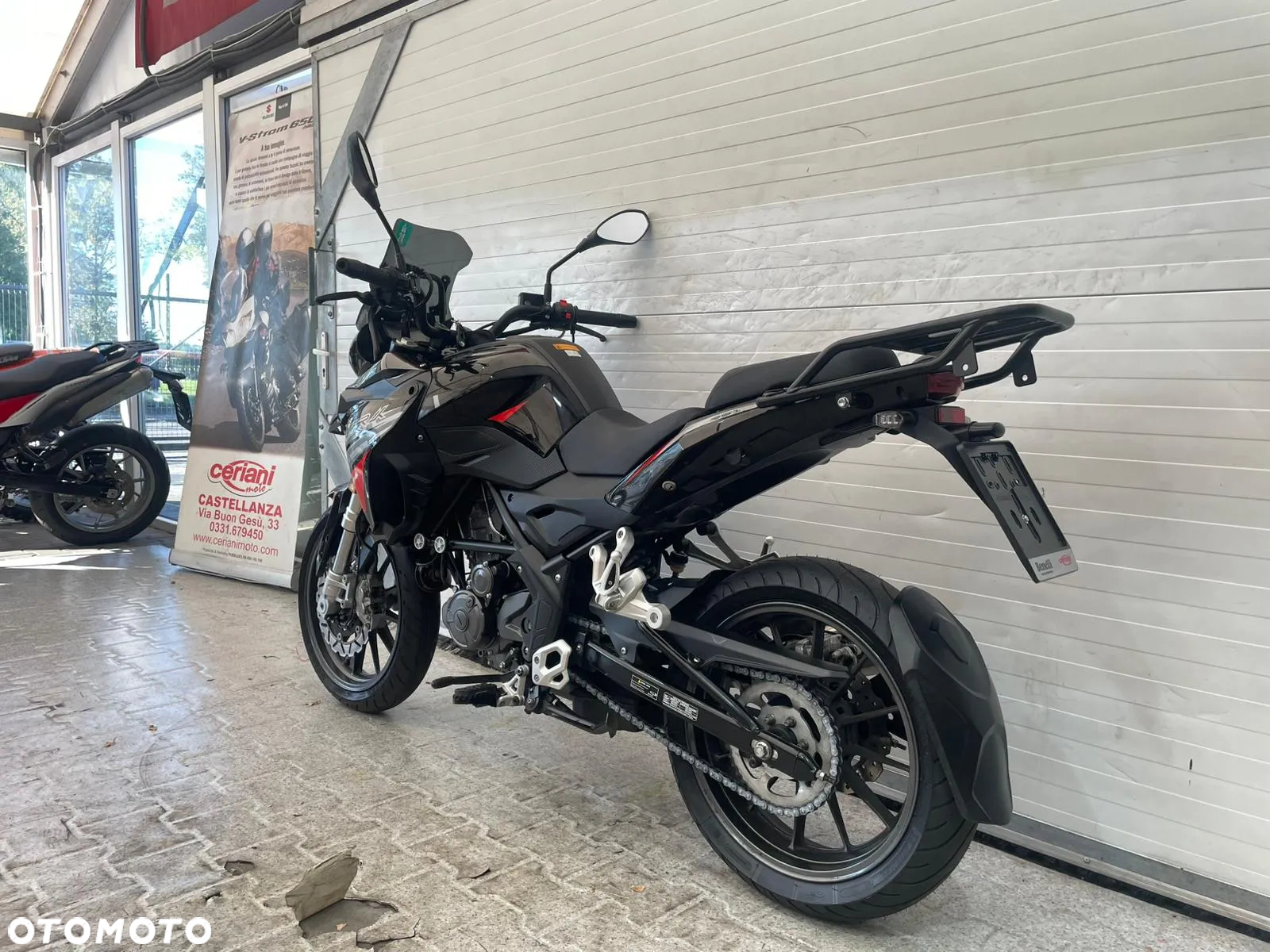 Benelli TRK 251 - 4