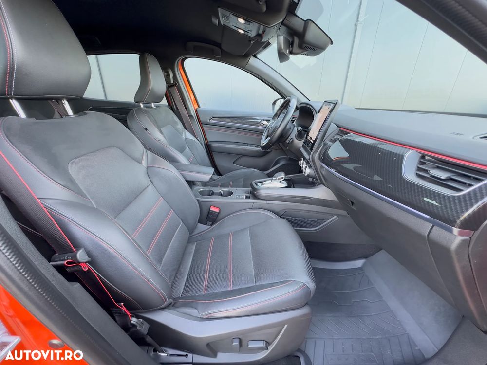 Renault Arkana E-TECH RS Line - 30