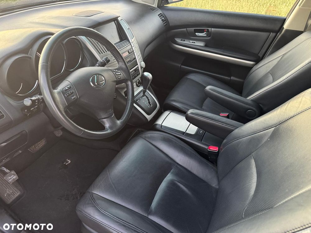 Lexus RX - 13