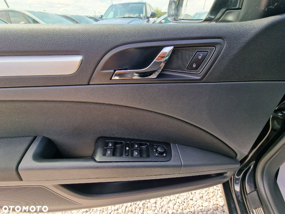 Skoda Superb 2.0 TDI Active DSG - 12