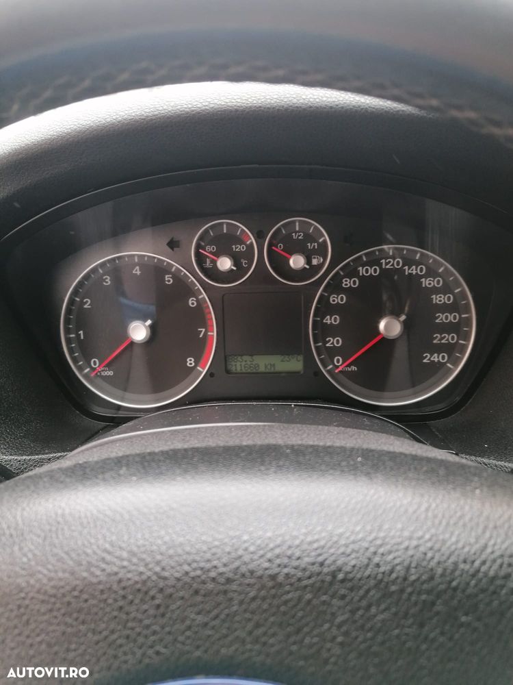 Ford Focus - 6