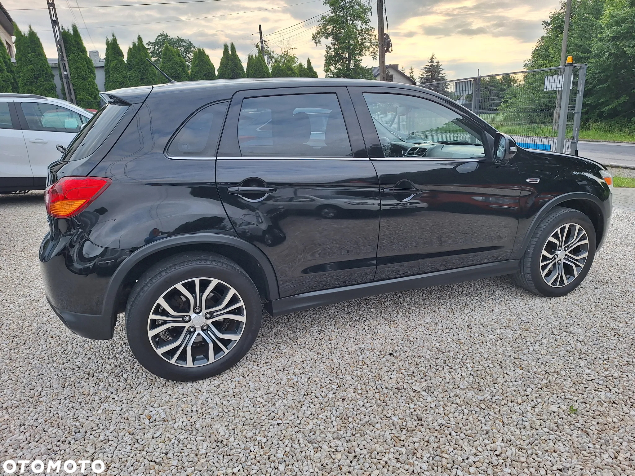 Mitsubishi ASX 1.6 2WD Comfort Edition - 34
