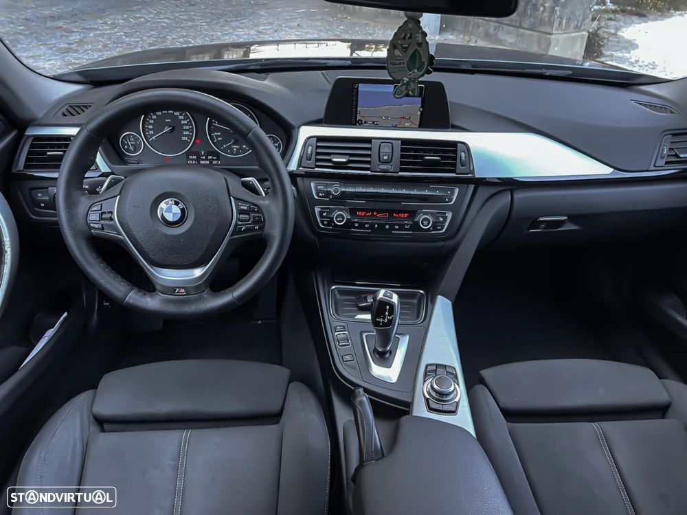 BMW 320 d Touring Auto Line Sport - 8