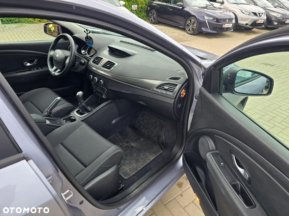 Renault Megane - 11