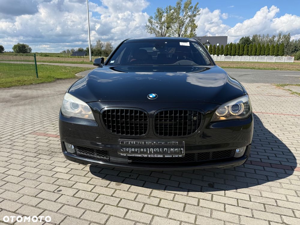 BMW Seria 7 760i - 1