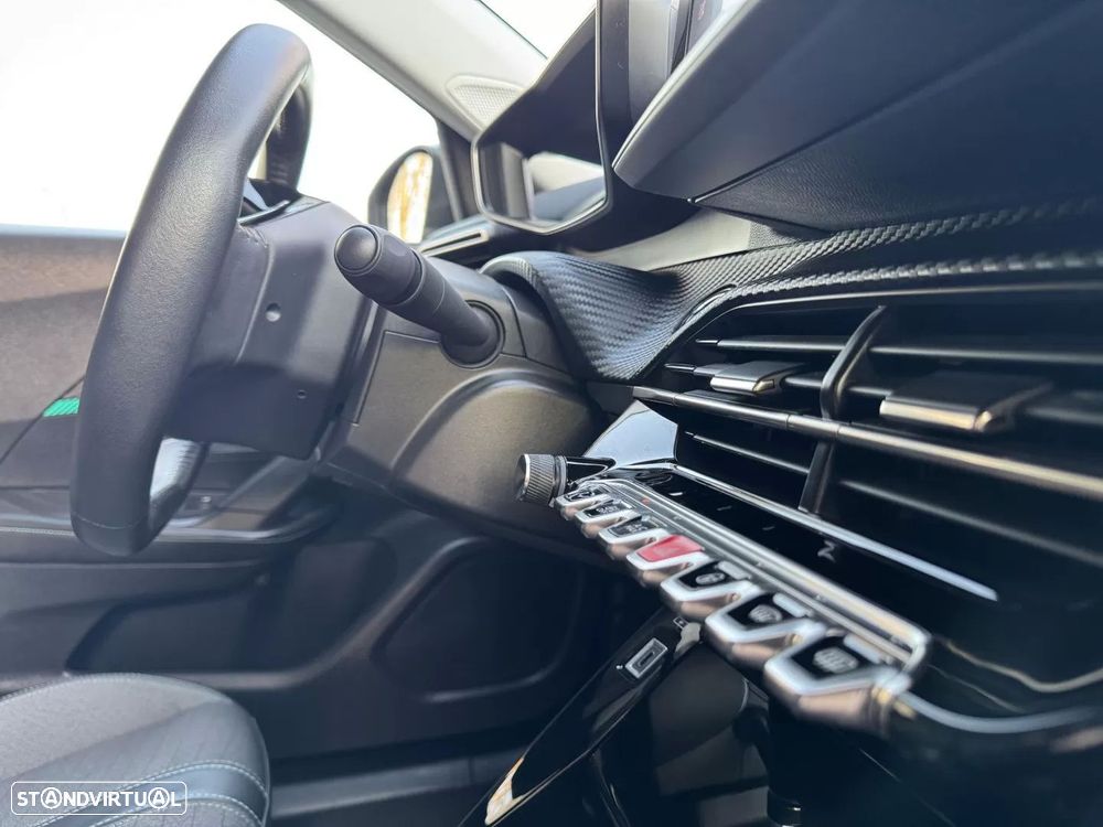 Peugeot e-2008 50 kWh Allure - 46