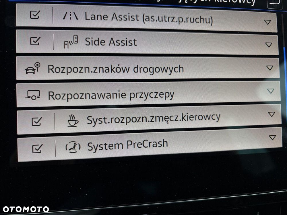 Volkswagen Passat - 20