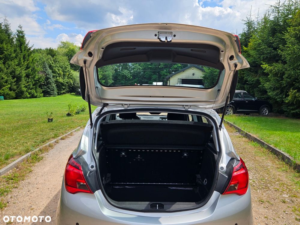 Opel Corsa 1.2 Cosmo - 17