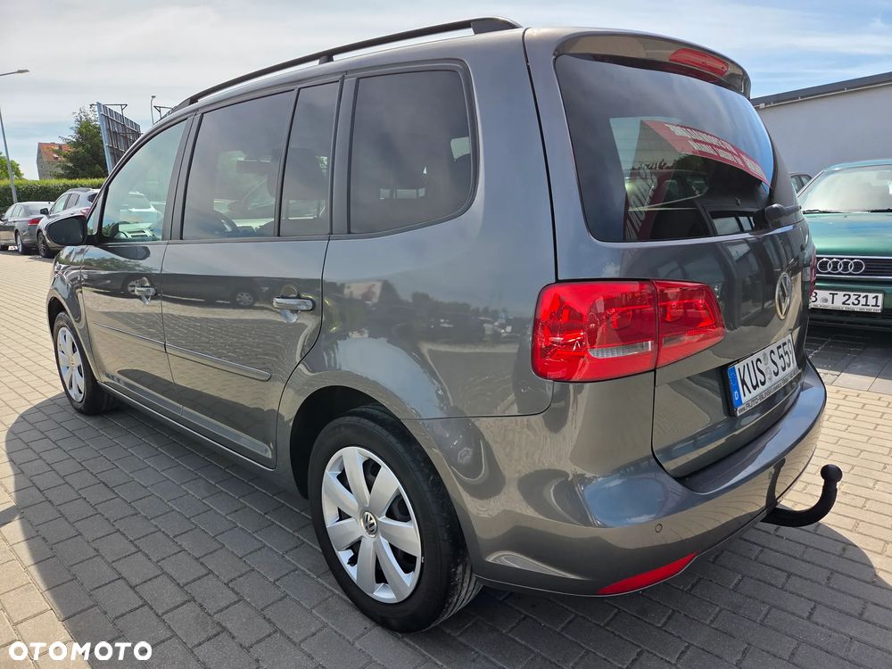Volkswagen Touran 1.6 TDI DPF BlueMotion Technology Comfortline - 4