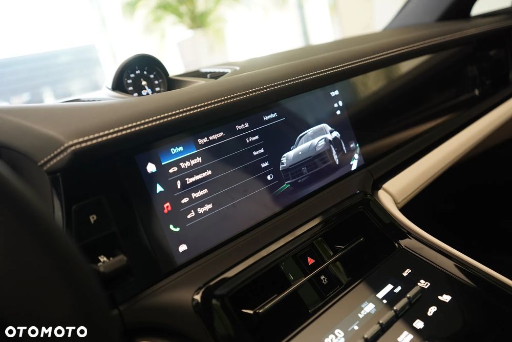 Porsche Panamera - 20