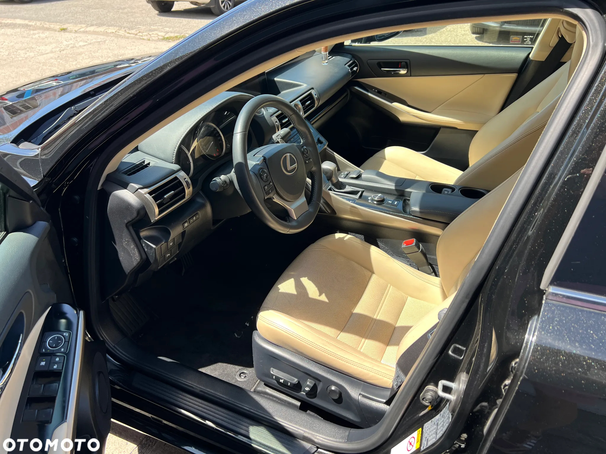 Lexus IS 250 Comfort - 9