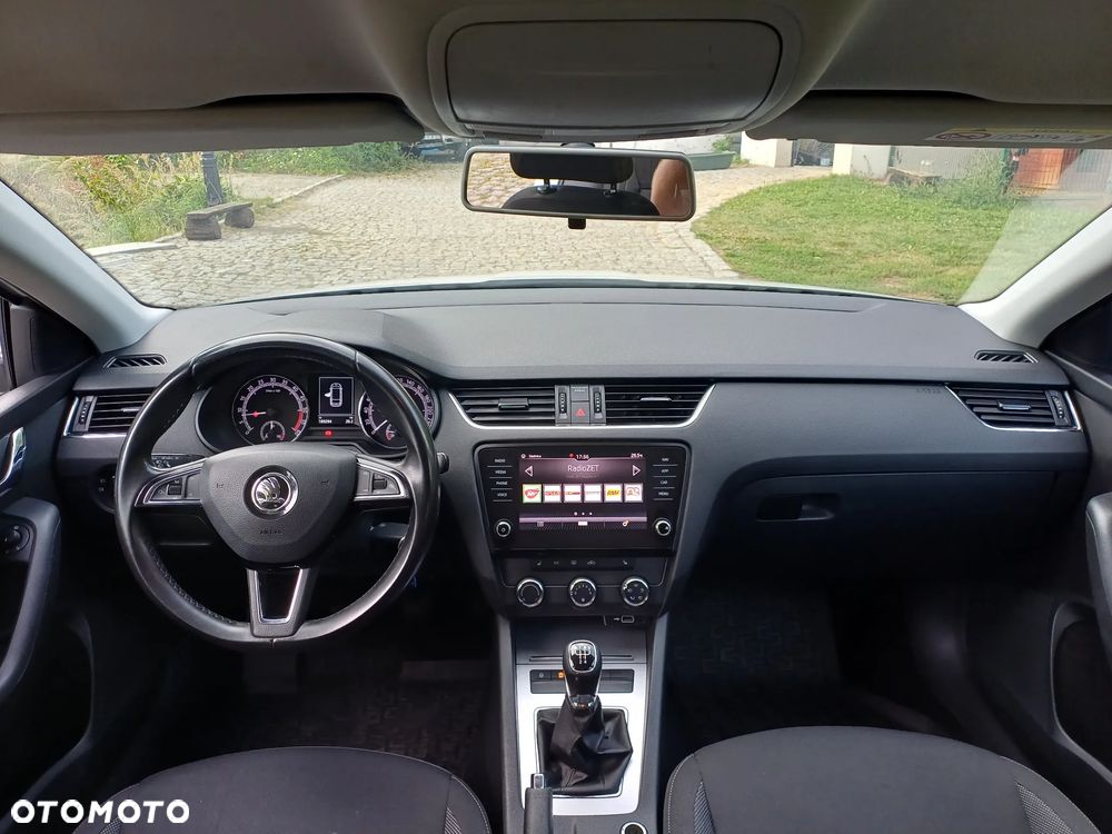 Skoda Octavia 1.6 TDI SCR Ambition - 3